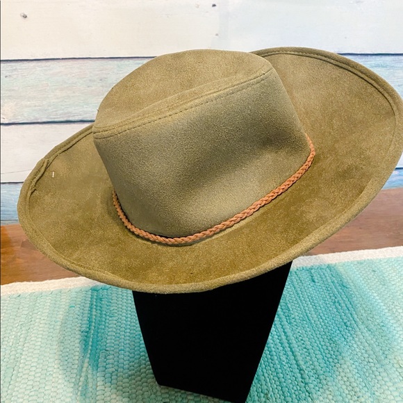 NWT DNMC Women’s Walk About Hat Olive - Picture 4 of 8